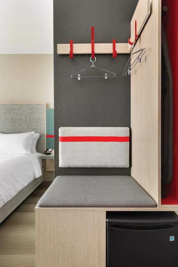 Avid Hotels - Melbourne - Viera By Ihg Екстериор снимка